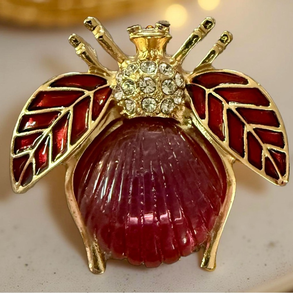 Vintage Kovonchy Gold Tone Jelly Belly Fly Brooch - Picture 3 of 5
